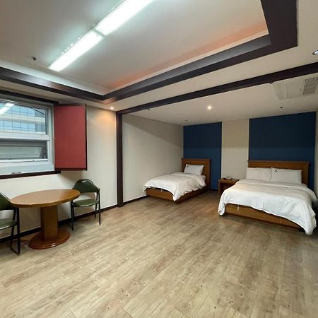 Benikea Daelim Hotel Daejeon Bagian luar foto